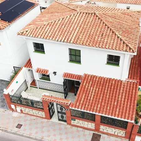 Casa Familiar En Segunda Linea Playa Con Parking